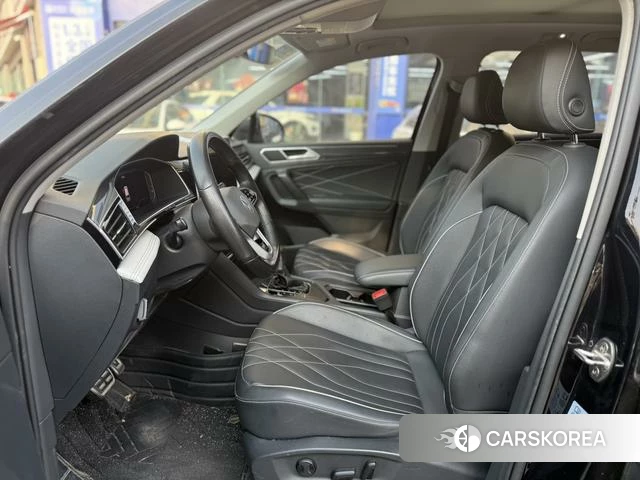 Volkswagen Tiguan L id 4258245 из Китая 9