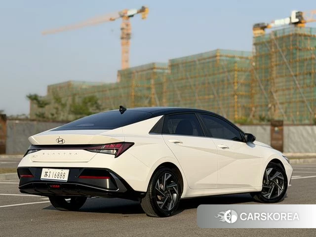 Hyundai Elantra id 4221710 из Китая 17