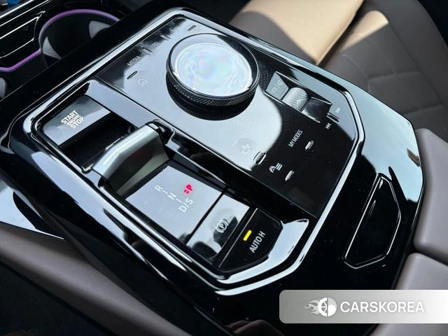 BMW 5 Series (G60) id 3889166 из Кореи 19