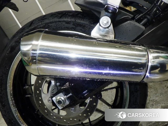 Kawasaki Z900RS id 3949359 из Японии 35