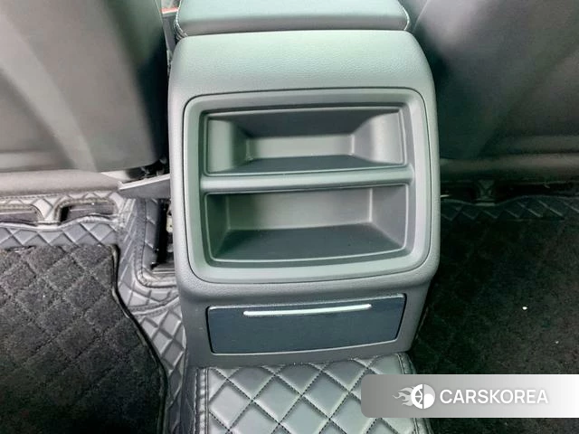 Audi A4L id 4297630 из Китая 28