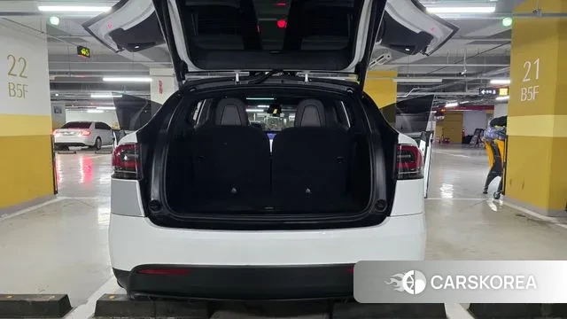 Tesla Model X id 3519976 из Кореи 19