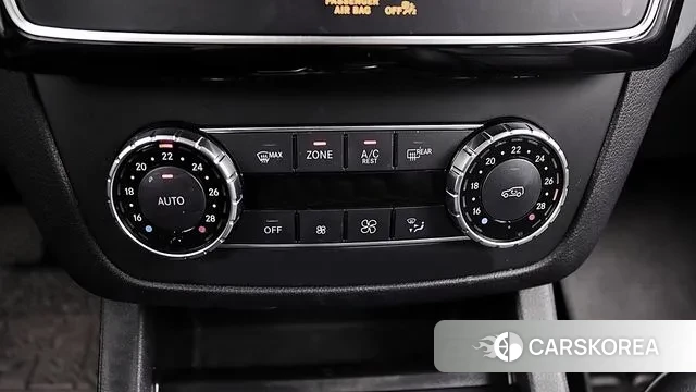 Mercedes-Benz GLE - Class W166 id 3418185 из Кореи 19