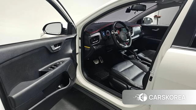Kia Stonic id 4667821 из Кореи 30