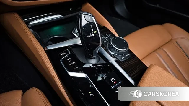 BMW 5 Series (G30) id 3464008 из Кореи 19