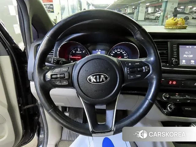 Kia The New Carnival id 3520601 из Кореи 19