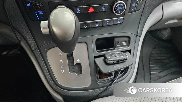 Hyundai The New Grand Starex id 4595966 из Кореи 29