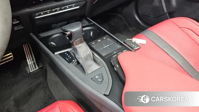 Lexus UX250h id 3503911 из Кореи 19