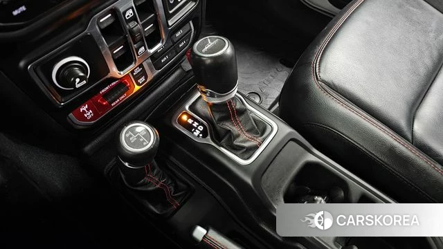 Jeep Gladiator (JT) id 3800596 из Кореи 19