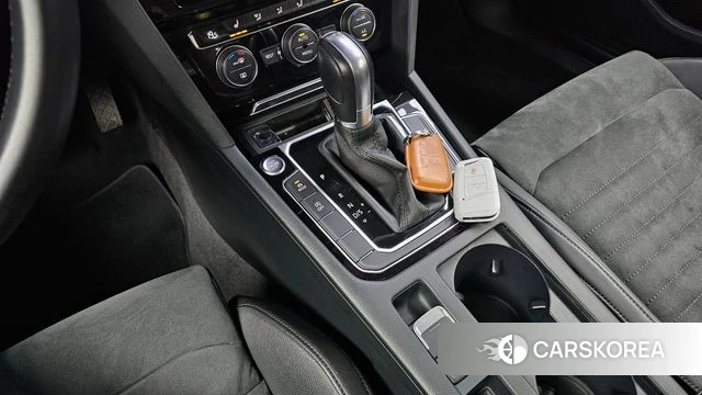 Volkswagen Passat GT (B8) id 4417423 из Кореи 30