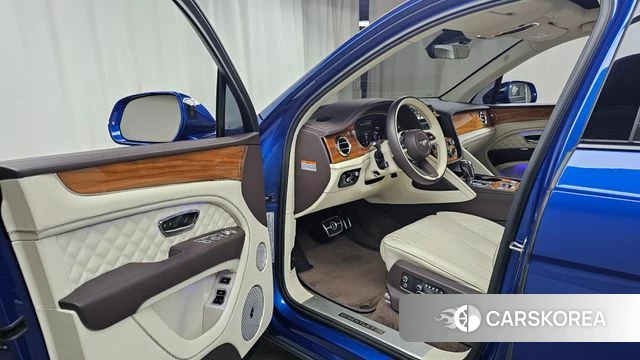 Bentley Bentayga id 4624298 из Кореи 32