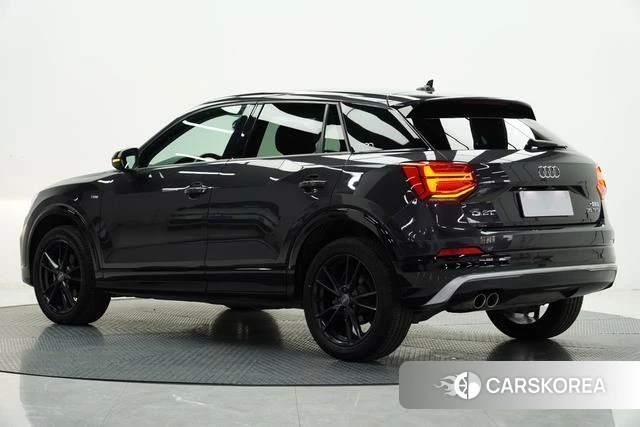 Audi Q2L id 4258684 из Китая 23