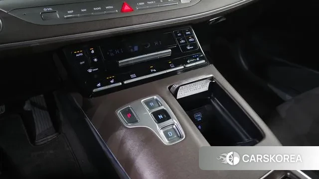 Hyundai The New Grandeur IG id 3519893 из Кореи 19