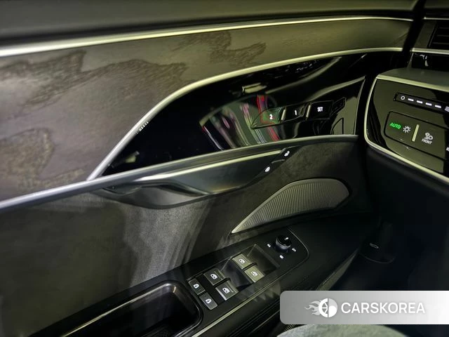 Audi A8 (D5) id 4630610 из Кореи 14