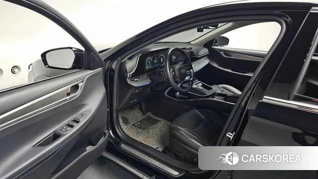 Hyundai The New Grandeur IG Hybrid id 4388898 из Кореи 34