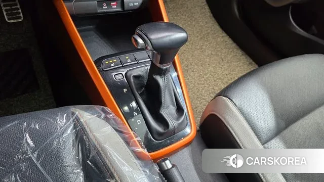 Kia Stonic id 3656940 из Кореи 19