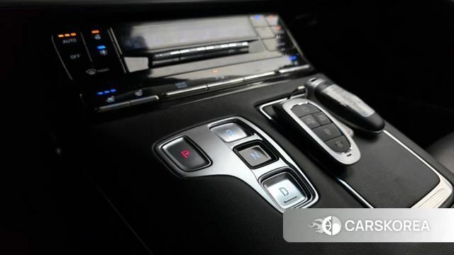 Hyundai The New Grandeur IG id 4293268 из Кореи 30