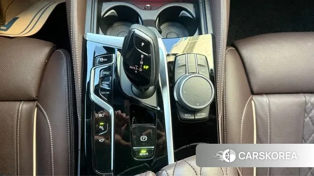 BMW 5 Series (G30) id 3543642 из Кореи 19