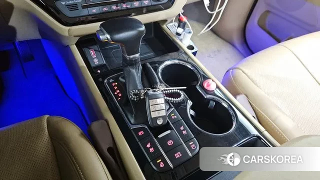 Kia The New Carnival id 3578638 из Кореи 19