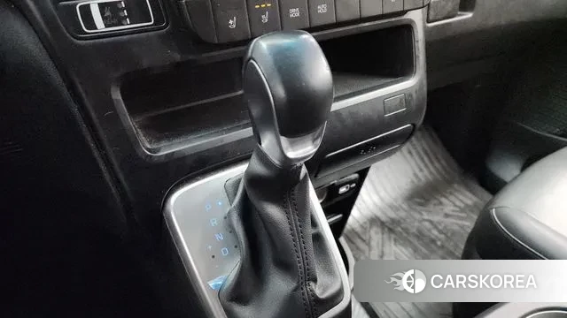 Hyundai Staria id 3366834 из Кореи 19