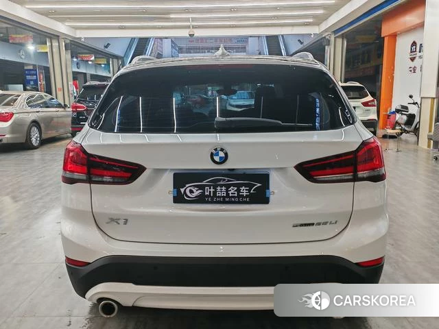 BMW X1 id 3919272 из Китая 9