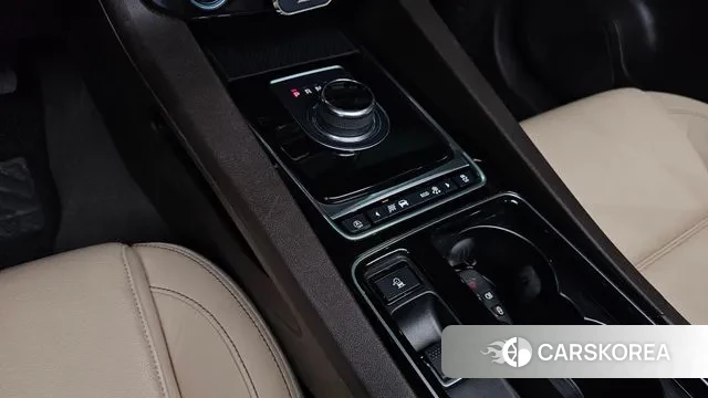 Jaguar F-PACE id 2981823 из Кореи 19