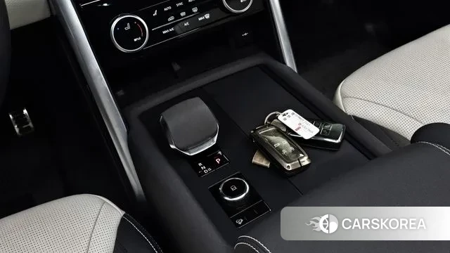 Land Rover Discovery 5 id 3342288 из Кореи 19