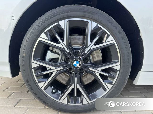 BMW 2 series id 4273781 из Китая 13