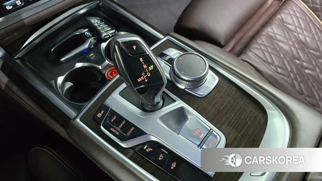 BMW 7 Series (G11) id 3915823 из Кореи 19