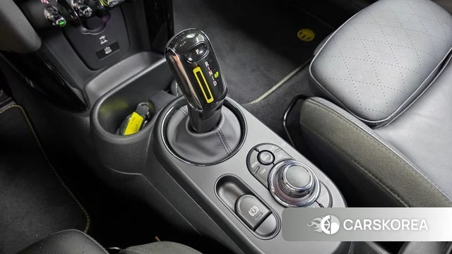 Mini Cooper Electric id 4792820 из Кореи 19