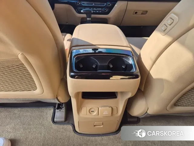 Kia The New Carnival id 3474590 из Кореи 19