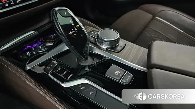 BMW 5 Series (G30) id 3602358 из Кореи 19