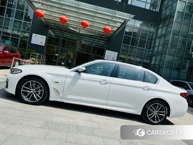 BMW 5 series PHEV id 4265791 из Китая 15