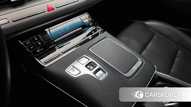 Hyundai The New Grandeur IG id 3556921 из Кореи 19