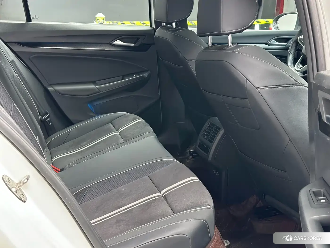 Volkswagen Golf id 4681139 из Китая 13