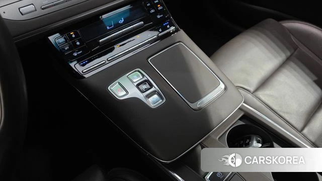 Hyundai The New Grandeur IG id 3873144 из Кореи 19