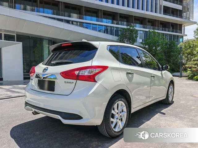 Nissan TIIDA id 4272844 из Китая 9