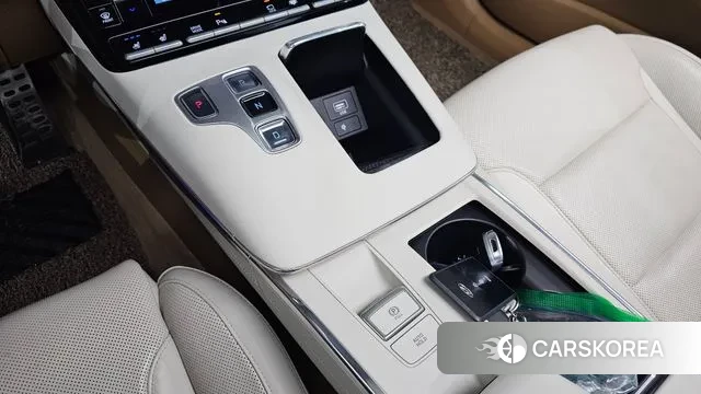 Hyundai The New Grandeur IG id 3385326 из Кореи 19