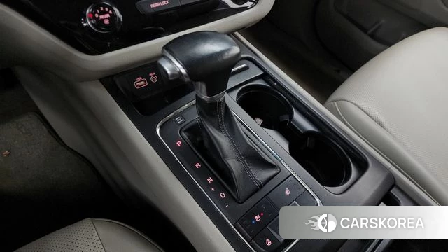 Kia All New Carnival id 4620708 из Кореи 19