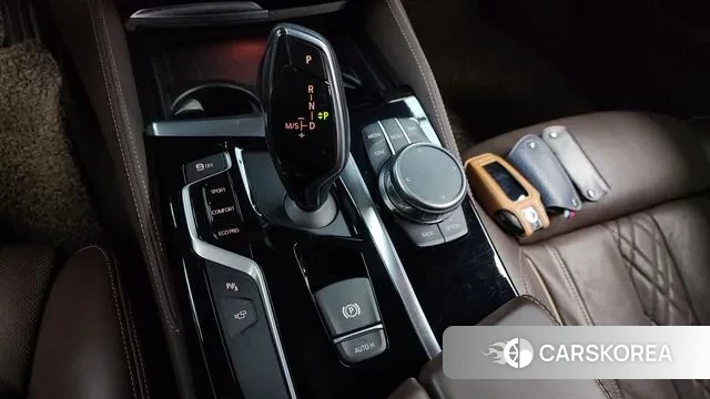 BMW 5 Series (G30) id 3578723 из Кореи 19