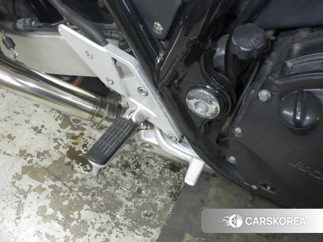 Honda CB1300SF BOLDOR id 3949540 из Японии 31