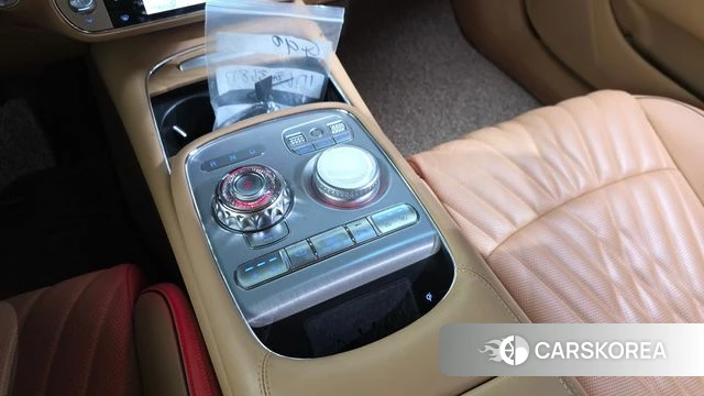 Genesis G90 (RS4) id 4848637 из Кореи 31