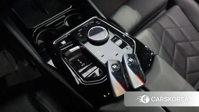 BMW 5 Series (G60) id 3675058 из Кореи 19