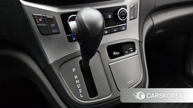 Hyundai The New Grand Starex id 2479539 из Кореи 19