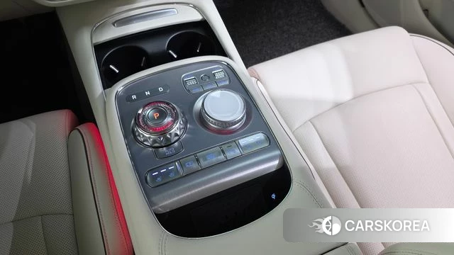 Genesis G90 (RS4) id 4640311 из Кореи 32
