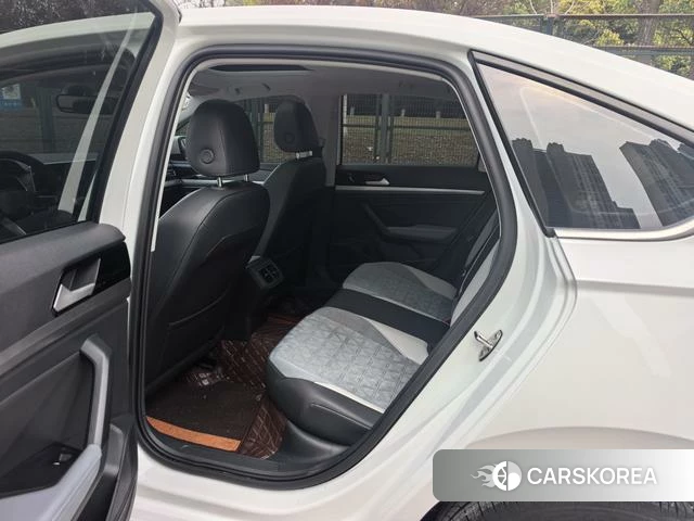 Volkswagen Lavida id 3858031 из Китая 13