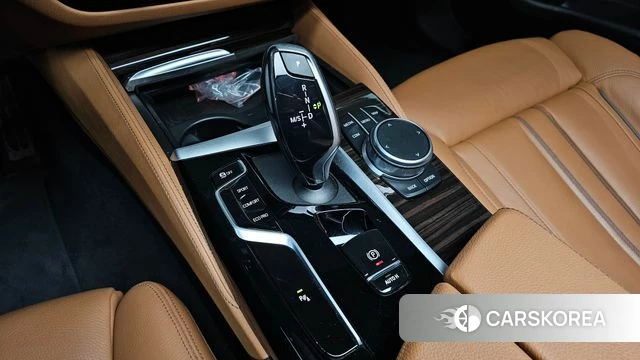 BMW 5 Series (G30) id 4550828 из Кореи 32