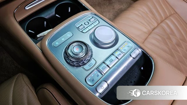 Genesis G90 (RS4) id 4194832 из Кореи 33