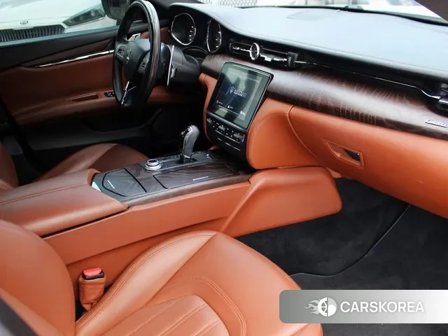 Maserati Quattroporte id 3055535 из Кореи 19