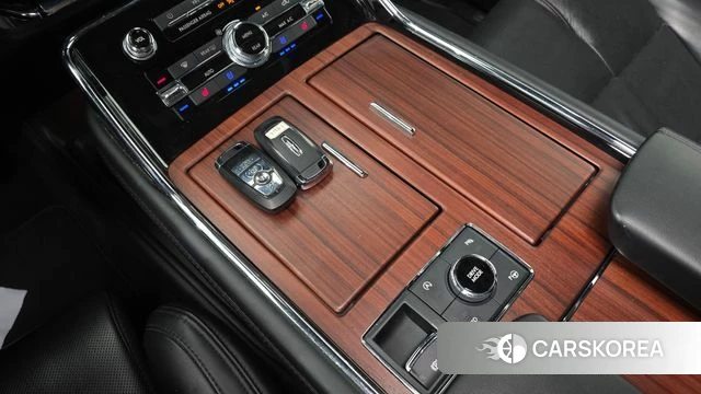 Lincoln Navigator 4th generation id 4464409 из Кореи 32